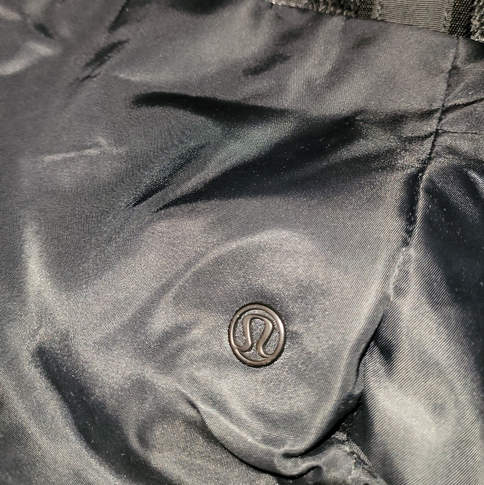 lululemon workout tote - Picture 7 of 10